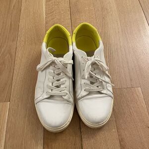 White sneakers from Zara